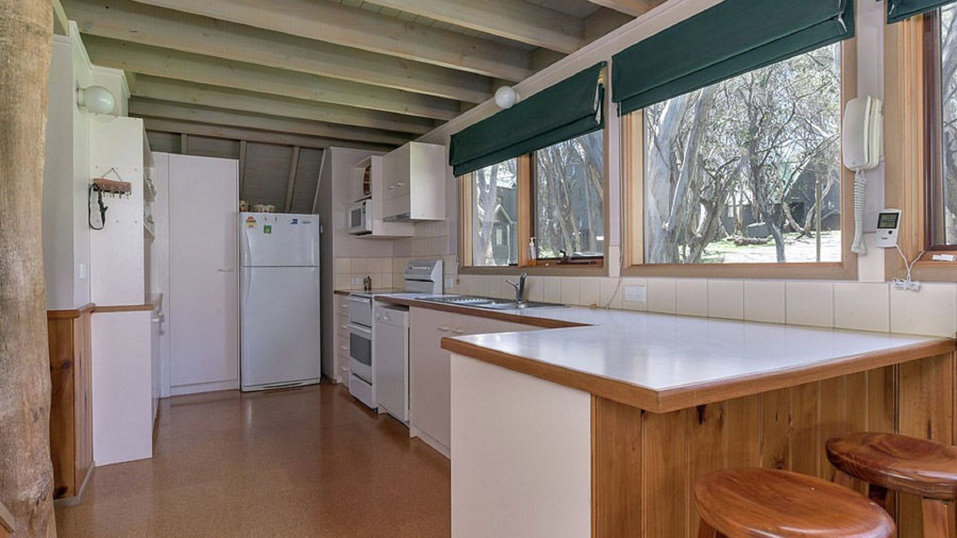 Brumbys-High Country Chalet — image 3