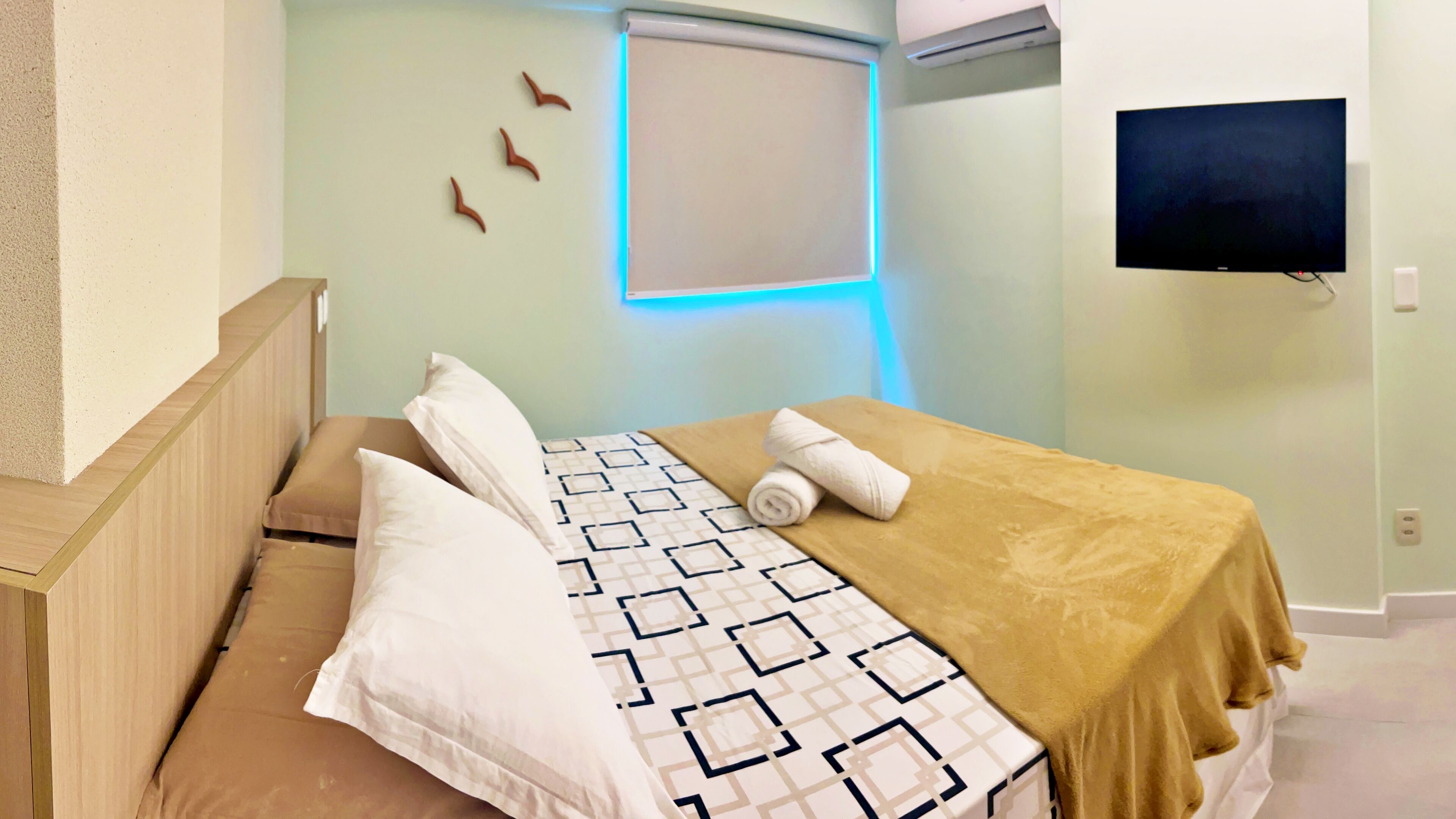 Vacanze - edf. Port Ville III apt 309, rooftop pool with panoramic