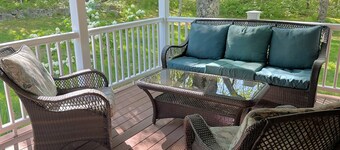 Charming 3 Bedroom Home, Centrally Located In The Heart Of Acadia National Park.