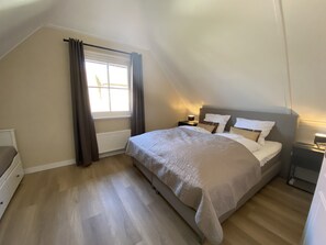 3 habitaciones, tabla de planchar con plancha y wifi gratis