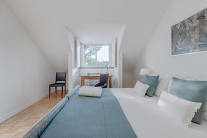4 Schlafzimmer, Bügeleisen/Bügelbrett, kostenloses WLAN, Bettwäsche