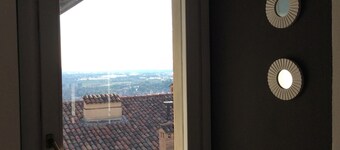 Loft with panoramic views in the heart of Bergamo Alta