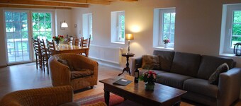 Modernised farmhouse near Oldenburg with a beautiful garden in the countryside