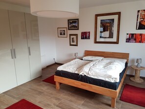 1 bedroom, free WiFi, bed sheets, wheelchair access