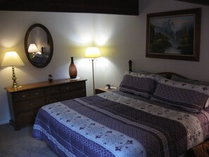 3 bedrooms, iron/ironing board, travel cot, free WiFi