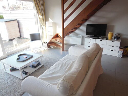 The Becots, family villa near beach with garden