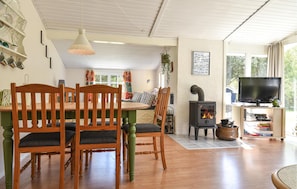 Dining - Beautiful home in Ringkøbing with sauna (Ringkøbing)