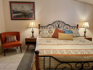 2 bedrooms, desk, iron/ironing board, free WiFi