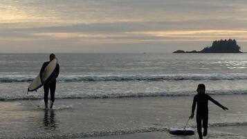 Una spiaggia nelle vicinanze, teli da spiaggia