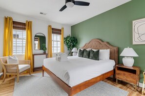 3 bedrooms, iron/ironing board, free internet
