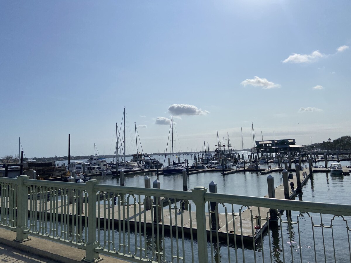 Photo 35 of Quiet Bayfront Community on the Island-Close to Downtown City Center