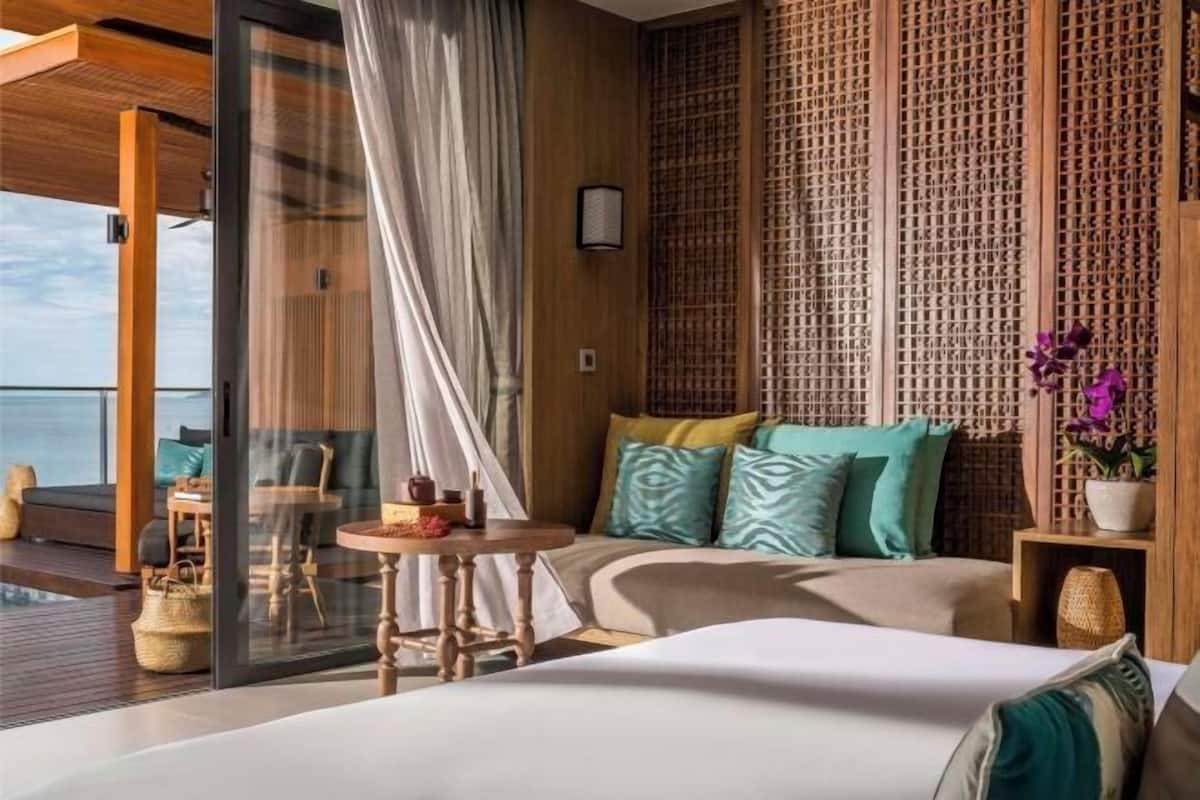 2 bedrooms, minibar, in-room safe, individually decorated