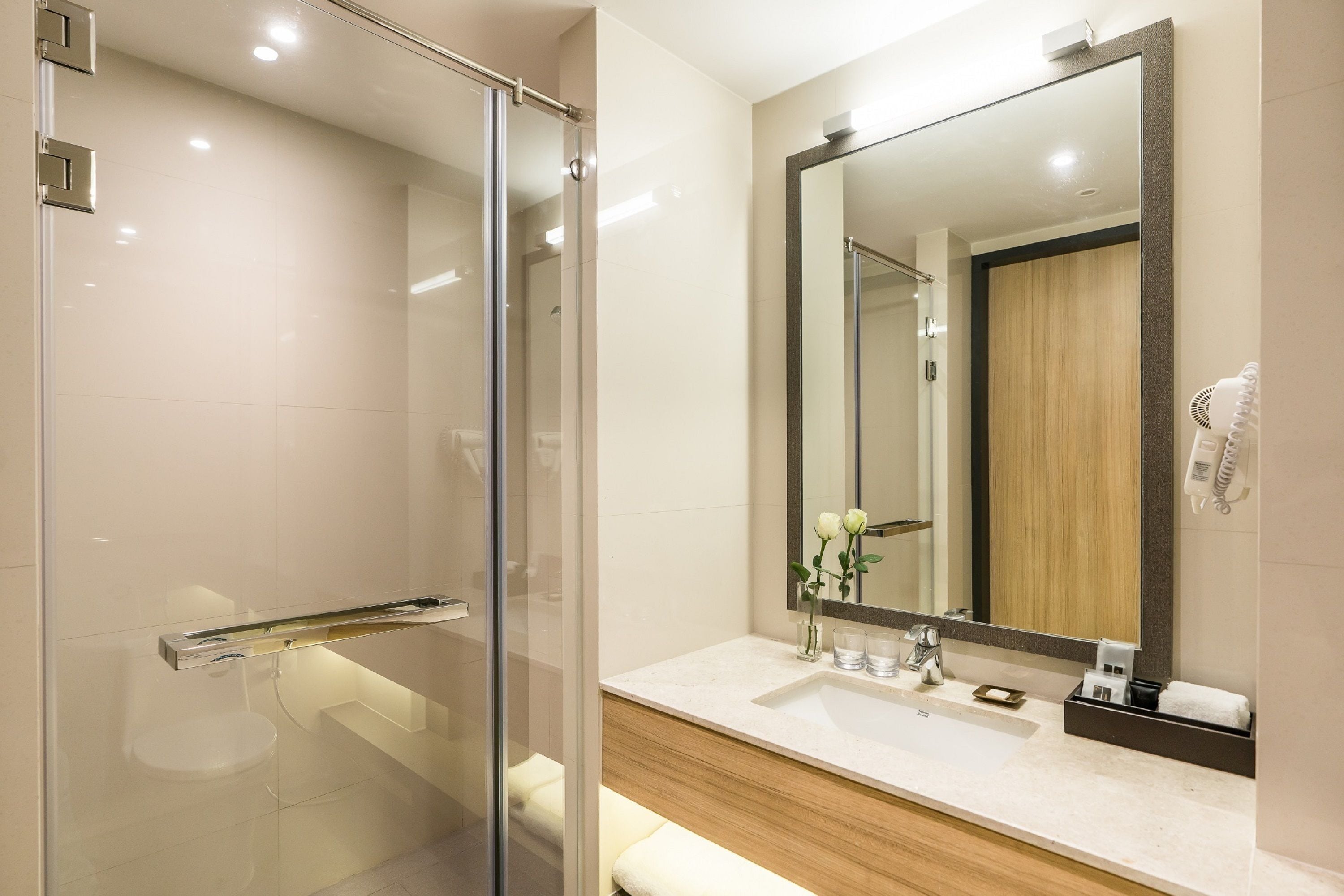 family room | bathroom | free toiletries, hair dryer, slippers, bidet