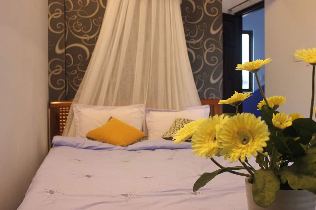 Kamar Double Standar | Brankas, meja kerja, kedap suara, dan Wi-Fi gratis