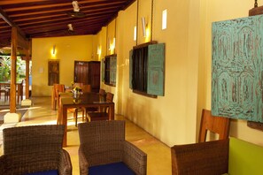 Daily continental breakfast (USD 12.5 per person)