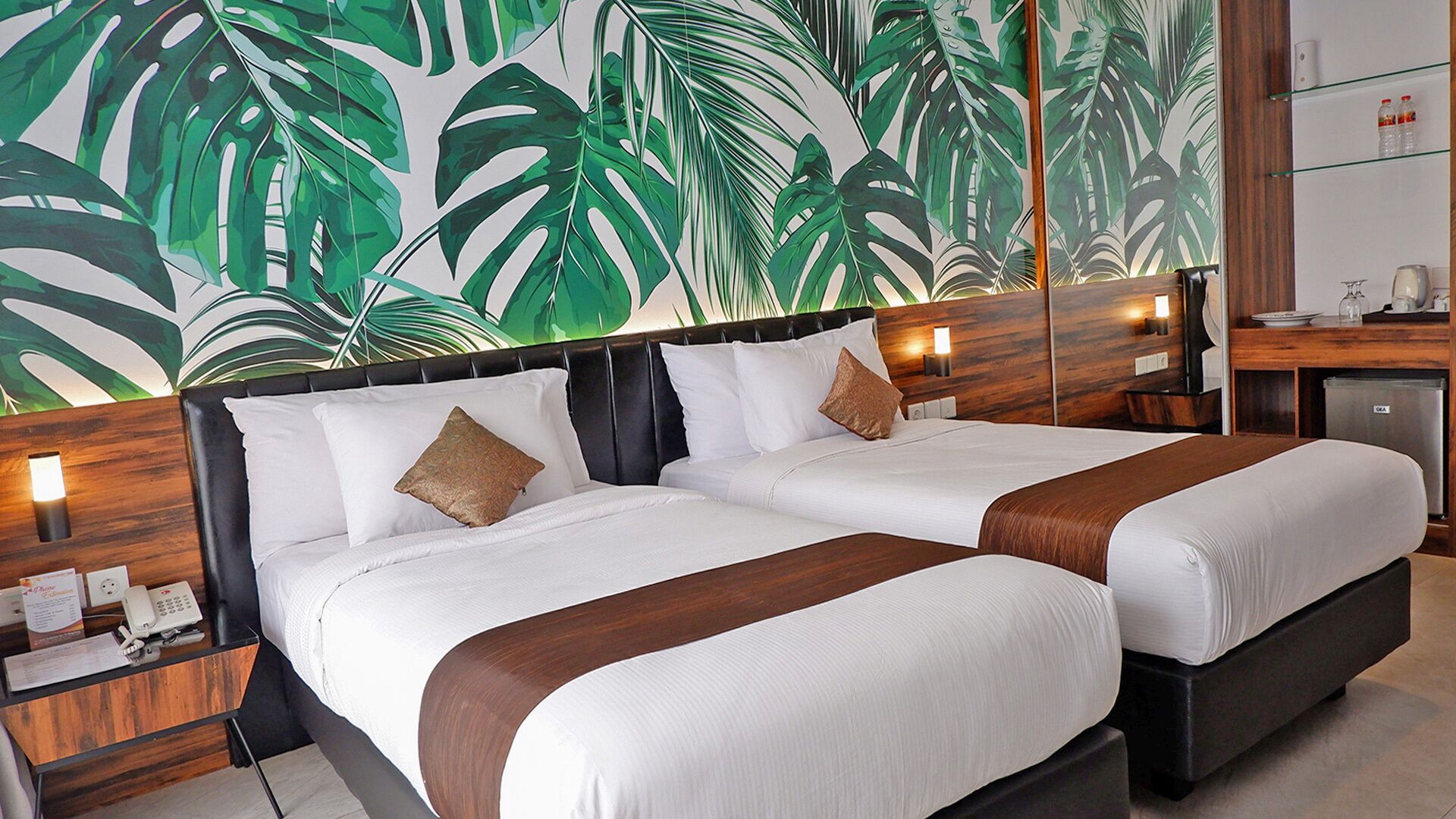ห้องแกรนด์ทวิน (Resort Suite Twin) | ห้องน้ำ | ฝักบัว, รองเท้าสวมภายในห้อง