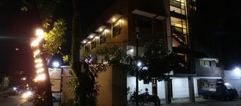 Front One Inn Malang