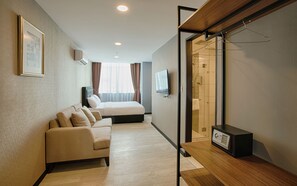 Executive-Doppelzimmer, 1 Queen-Bett, Nichtraucher | Zimmersafe, Schreibtisch, kostenloses WLAN, Bettwäsche