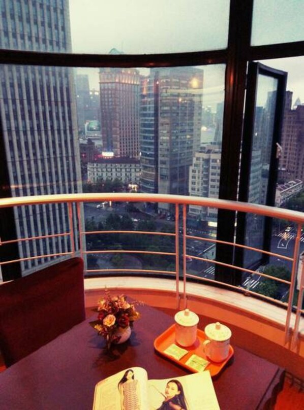 Family Loft | Desk, blackout drapes, free WiFi, bed sheets - Shanghai Qidian Apartment The Bund (Shanghai)