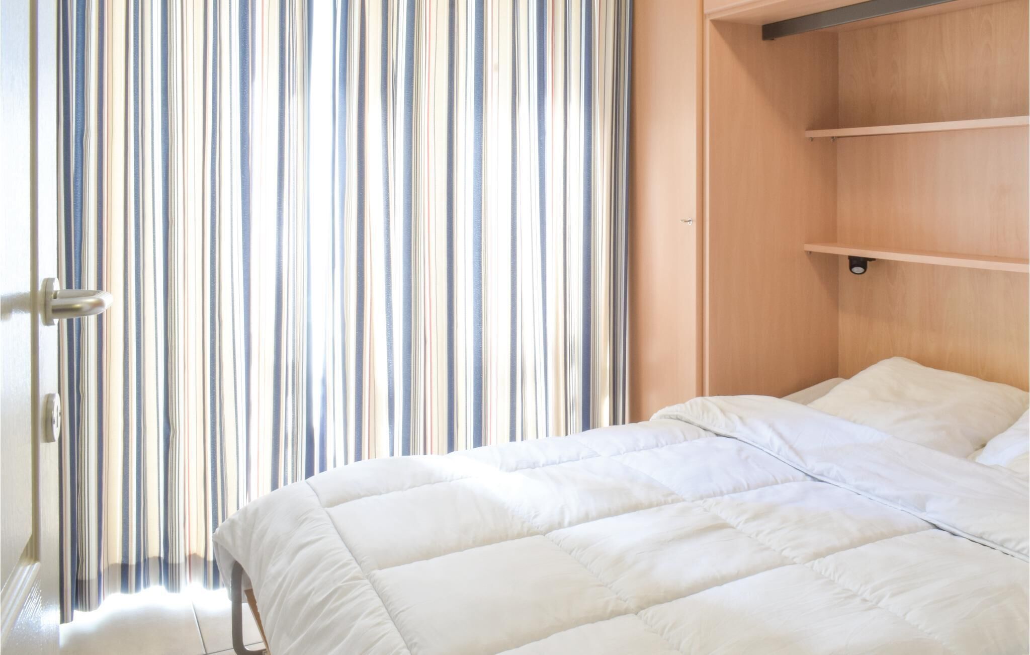 2 Bedroom Beautiful Apartment In Oostende - Ostende