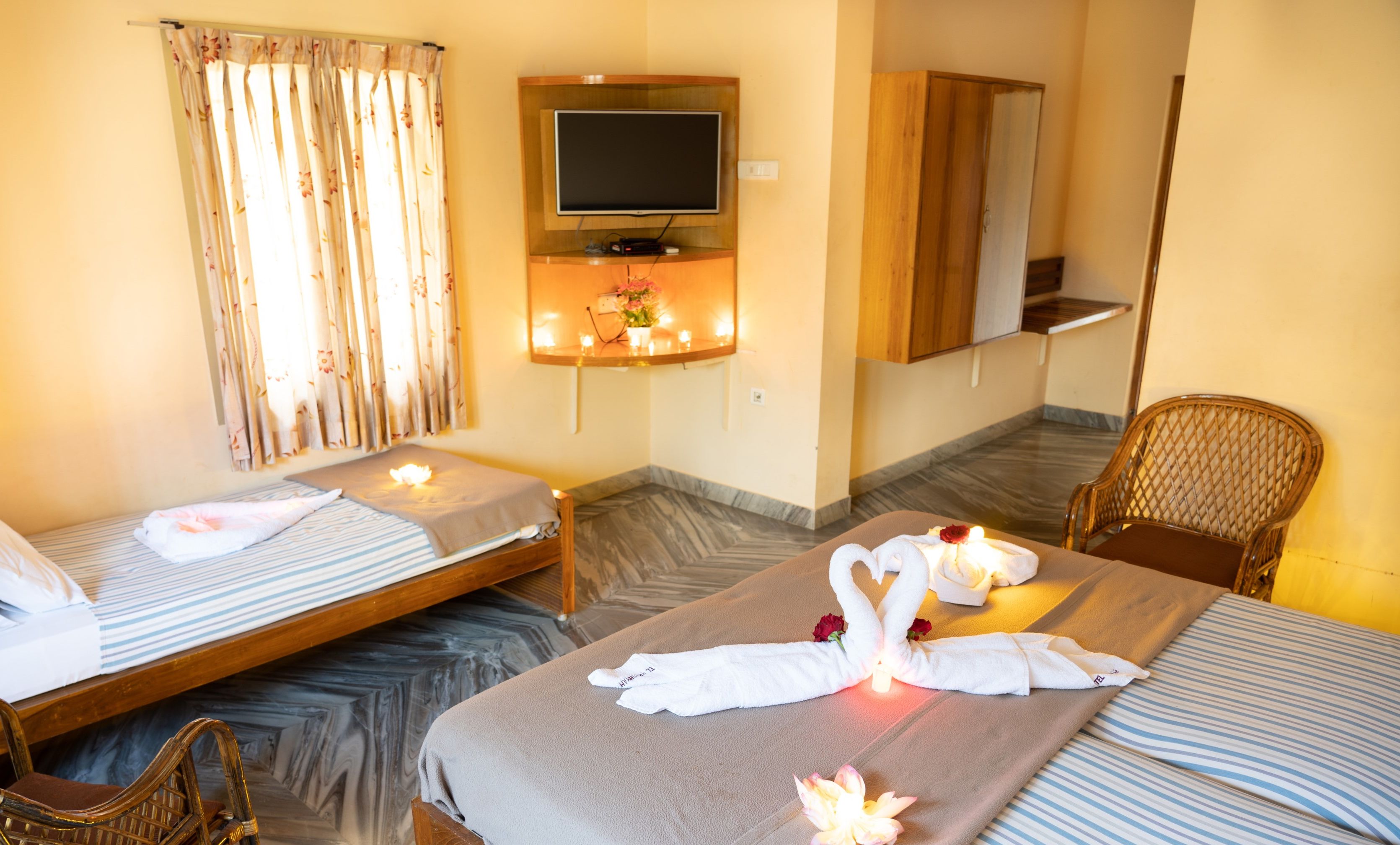 华丽双人房或双床房, 1 张双人床, 无烟房 | 加床