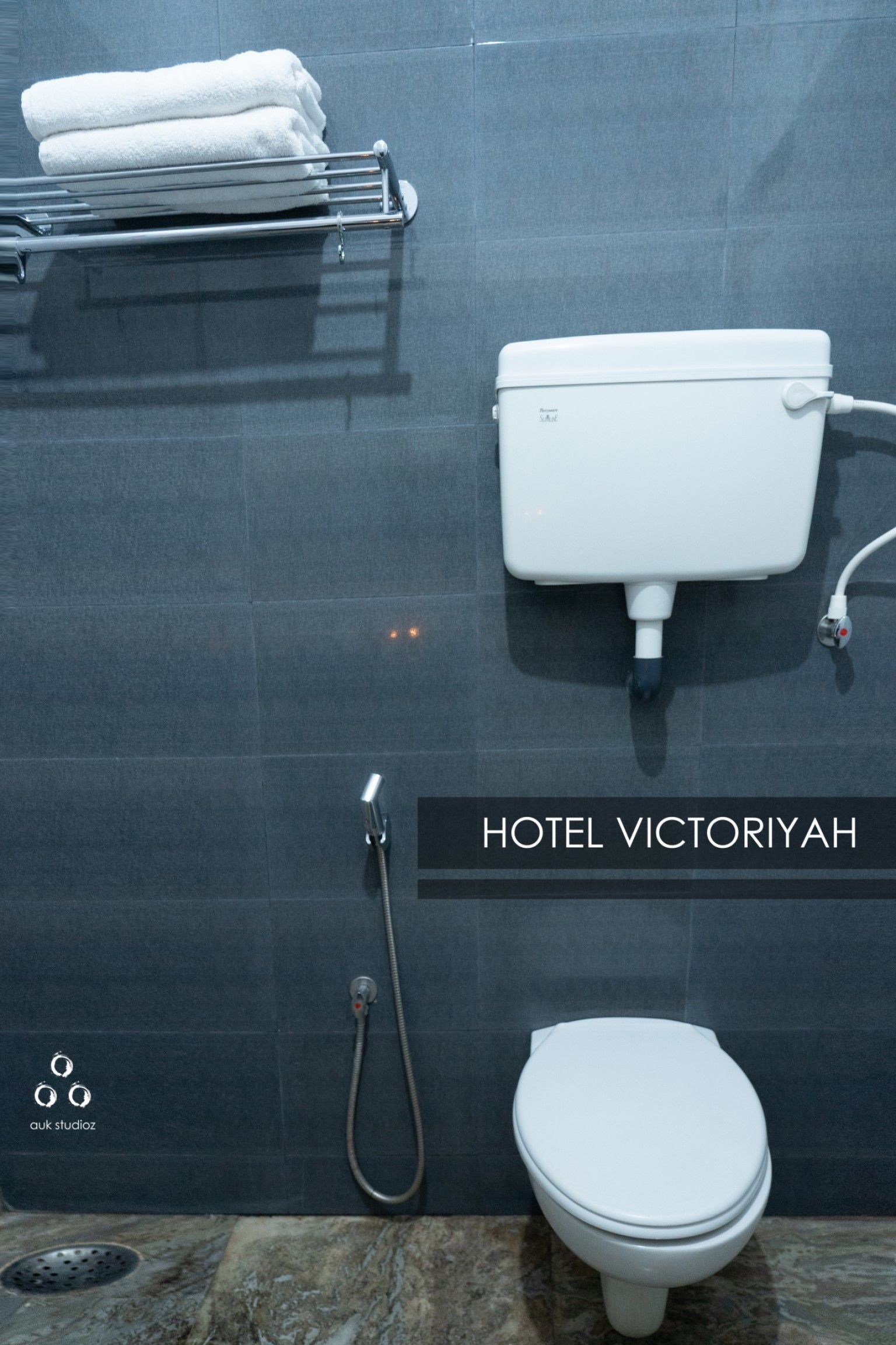 Deluxe Double or Twin Room, 1 Double Bed, Non Smoking | Bathroom | Shower, free toiletries, towels