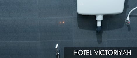 Deluxe Double or Twin Room, 1 Double Bed, Non Smoking | Bathroom