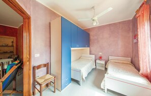 2 habitaciones, cuna de viaje, wifi gratis y ropa de cama 
