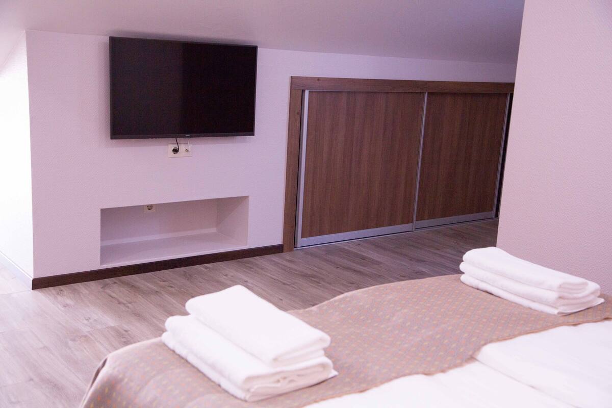 Standard Double Room, Kitchenette | Room amenity