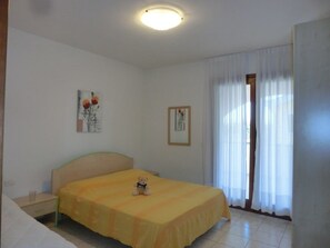 Apartment, 3 Bedrooms | In-room safe, WiFi - Villaggio Leopardi (San Michele al Tagliamento)