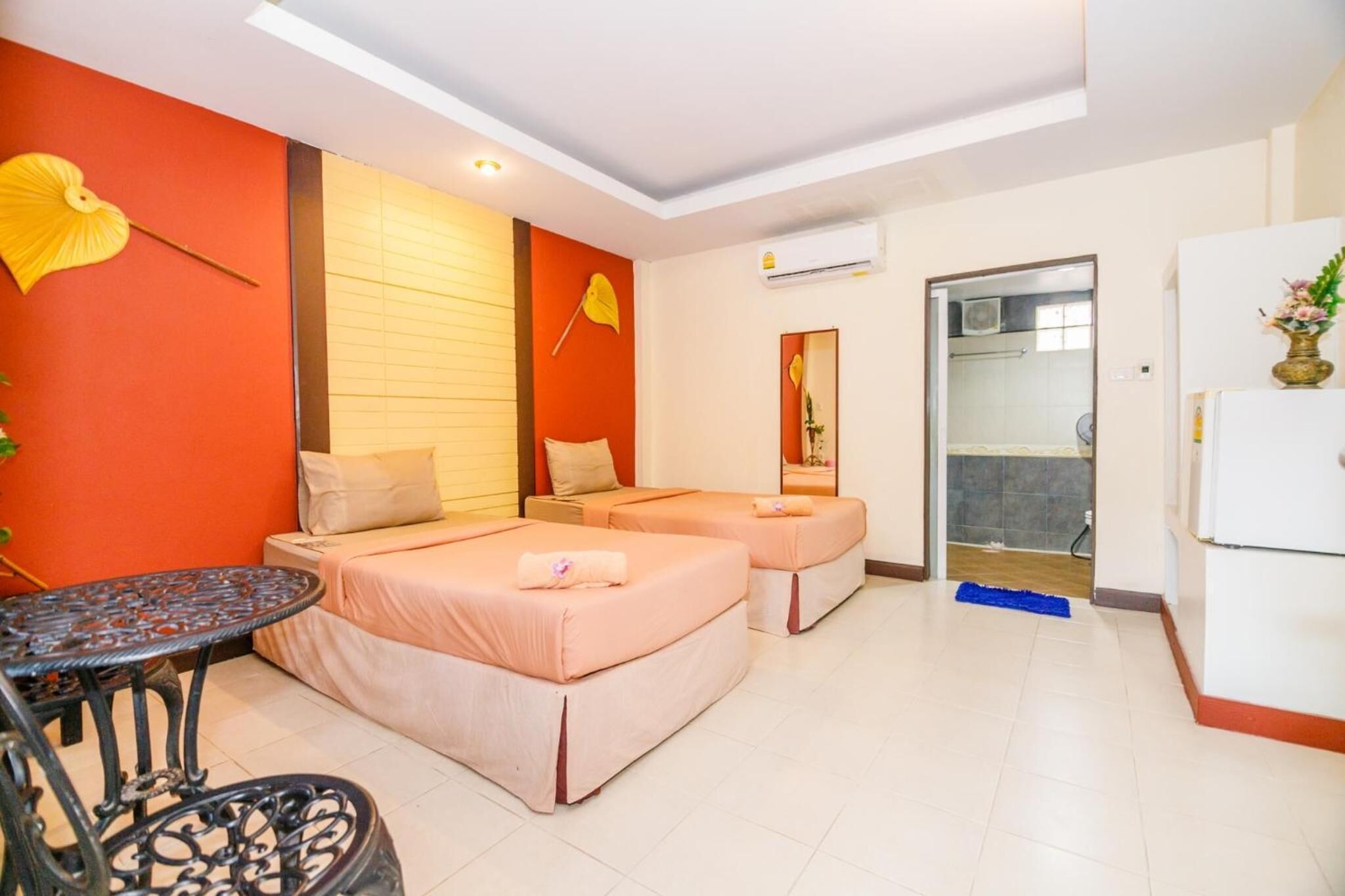 書桌、免費無線上網