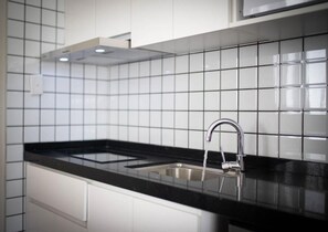 Deluxe-Bungalow, Mehrere Betten, Küche | Eigene Küche