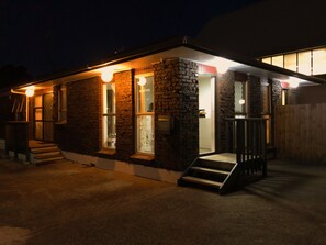 Reception - Pupuke Manor Motel (Auckland)