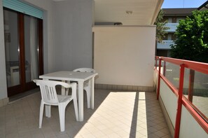 Appart'hôtel, 1 lit double et 1 canapé-lit (TUCANO 006_1P_B*) | Balcon