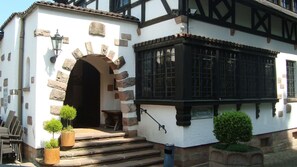 Fachada de la propiedad