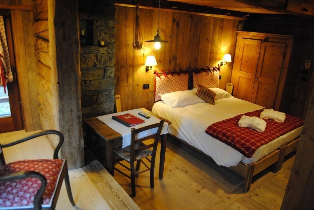 Habitación doble superior, 1 cama Queen size, para no fumadores | Insonorización y wifi gratis 