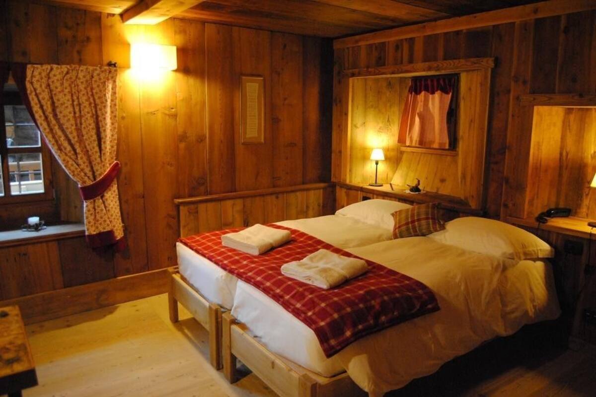 Habitación doble estándar, 1 cama Queen size, para no fumadores | Insonorización y wifi gratis