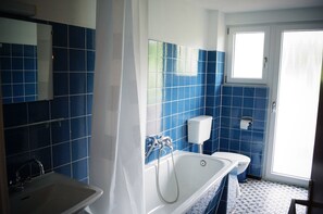Apartment, 2 Schlafzimmer, Terrasse | Badezimmer