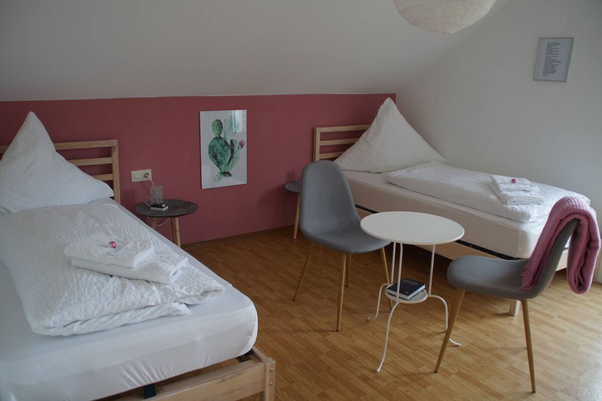 Free WiFi, bed sheets