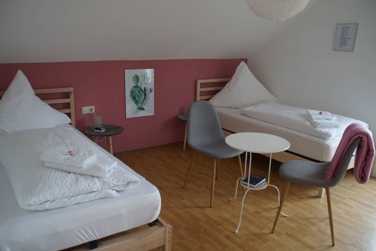 Free WiFi, bed sheets