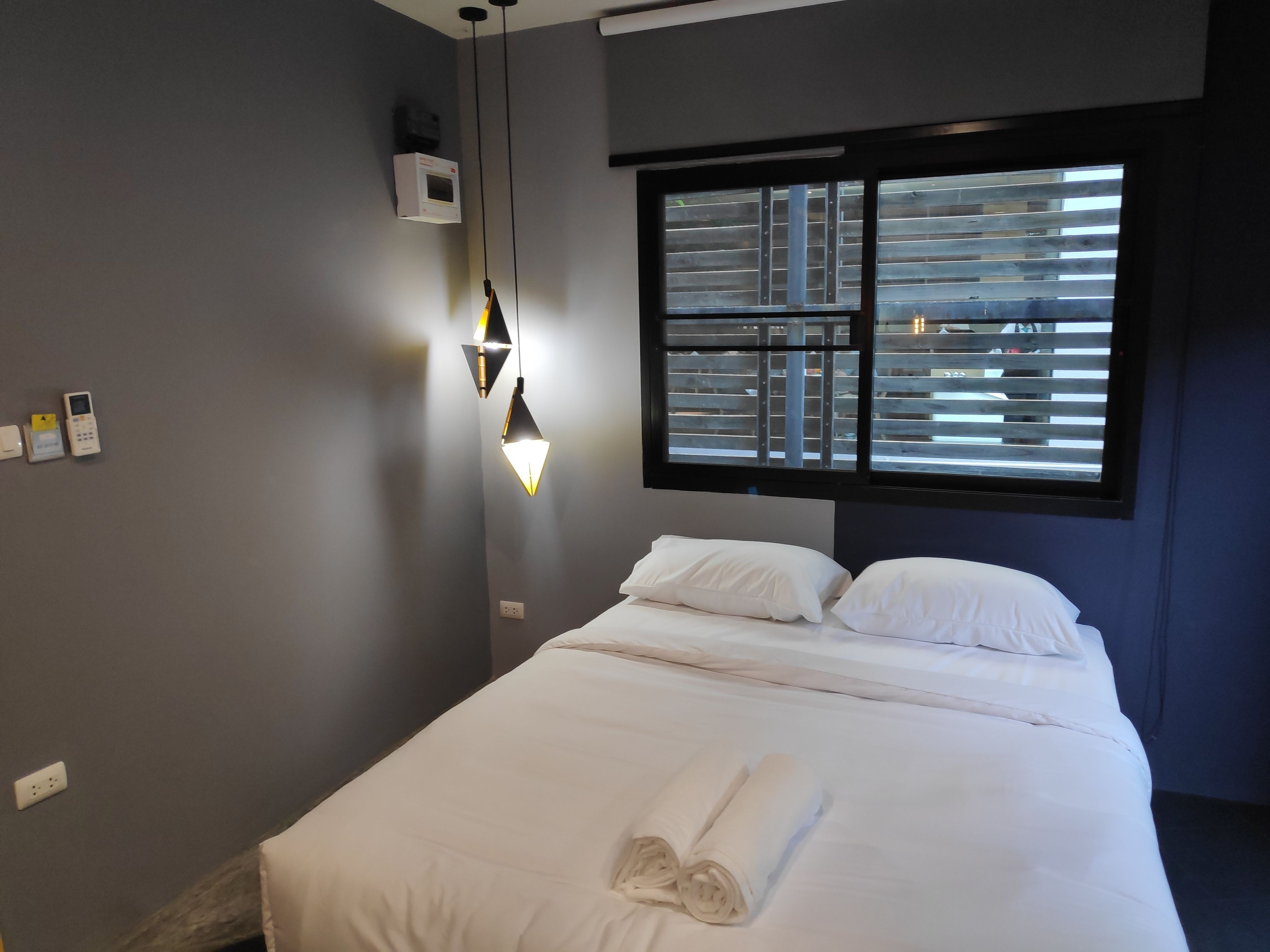 in-room safe, blackout curtains, free wifi, bed sheets