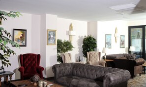 Lobby sitting area - Biga Casa Grande Otel (Biga)