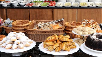 Petit déjeuner buffet compris tous les jours