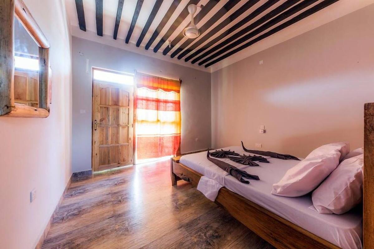 Habitación, 1 cama matrimonial, para no fumadores | Wifi gratis y ropa de cama