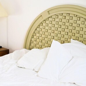 1 bedroom, travel crib, free WiFi, bed sheets