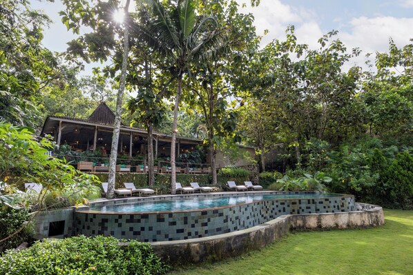 Property grounds - The Mesare Resort (Penida Island)