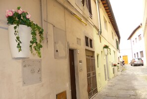 บริเวณภายนอก