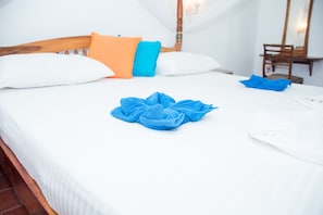 Comfort Double Room, 1 King Bed, Non Smoking, Garden View