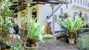 Property entrance - Seven Beach Villa (Unawatuna)