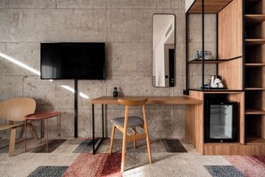 Desk, laptop workspace, iron/ironing board, free WiFi - FOREST HOTEL (Kraków)